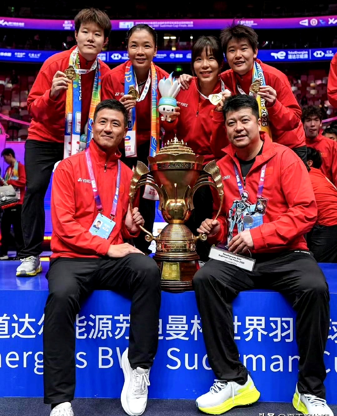 羽毛球队主教练发声,誓言带队登顶的简单介绍 羽毛球队主教练发声,誓言带队登顶的简单介绍