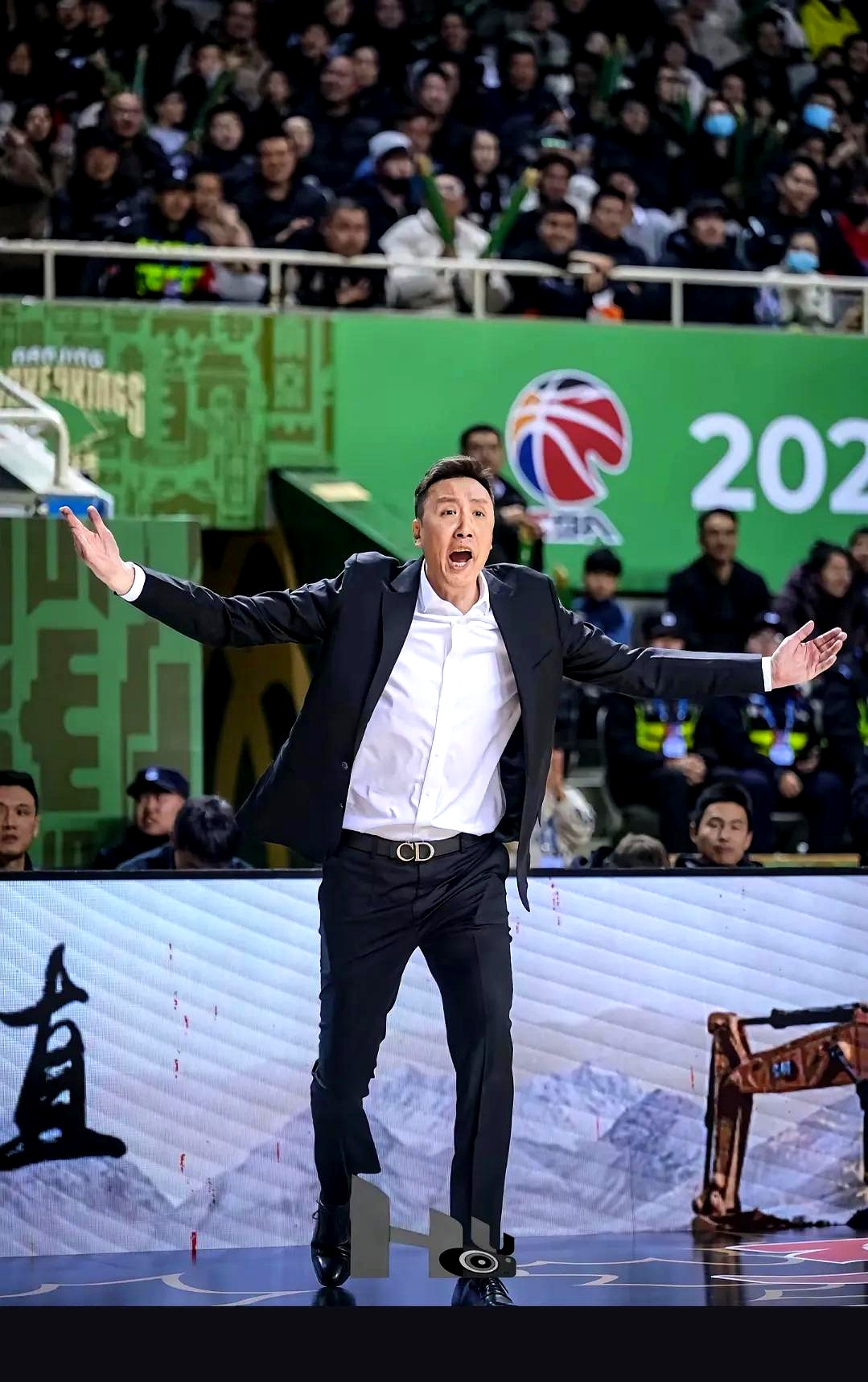 天津队翻盘江苏队，杜兰特状态火热